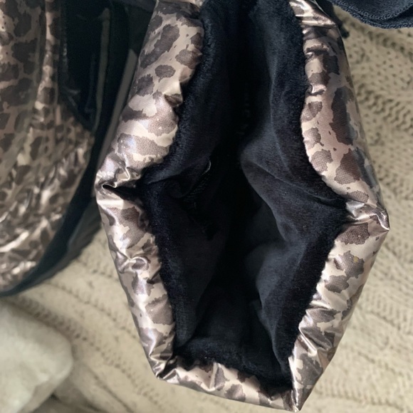 Kate Spade Frosty Leopard Print Women's Snow Boots - Picture 6 of 8